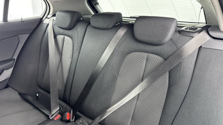 BMW 1 Series 118i SE 5dr Petrol Hatchback